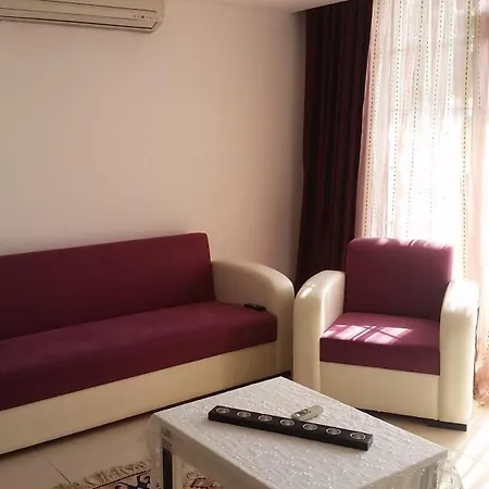 Life In Lara 2.etap Sitesi Aksu אנטליה